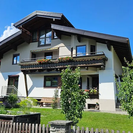 Wallner Apartment *